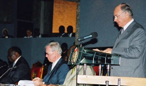 His Highness the Aga Khan speaking at the opening ceremony of the International Press Institute (IPI) Conference in Kenya. 
